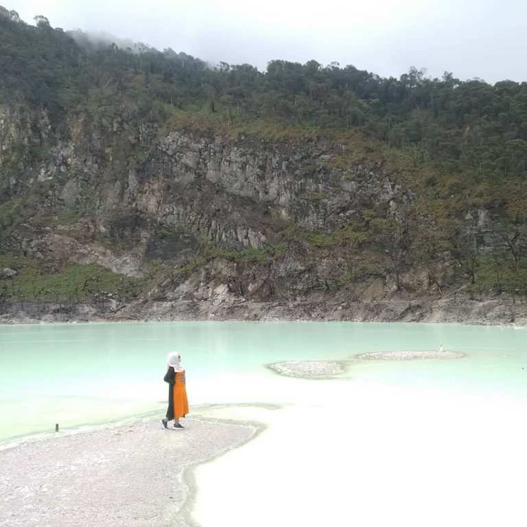 Keindahan Kawah  Putih  Ciwidey Bandung  Wisata Milenial