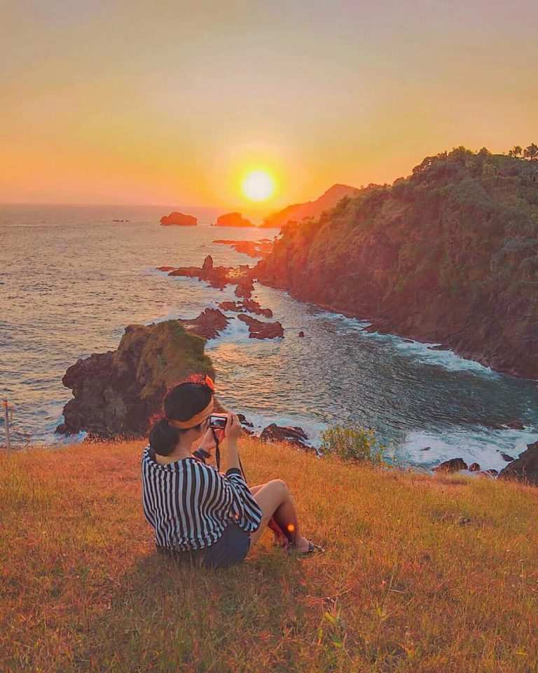 Bukit Pengilon Wisata Terpencil Dengan Pemandangan Yang Indah Wisata