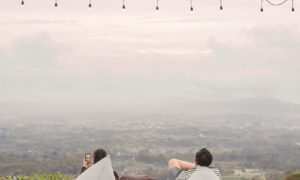 Menikmati Pemandangan di Taman Langit Cafe Purwokerto, Image From @tamanlangitcafe