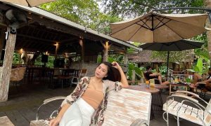 Berfoto Di Lusi Dan Pakan Cafe Denpasar Bali Image From @atsyuka