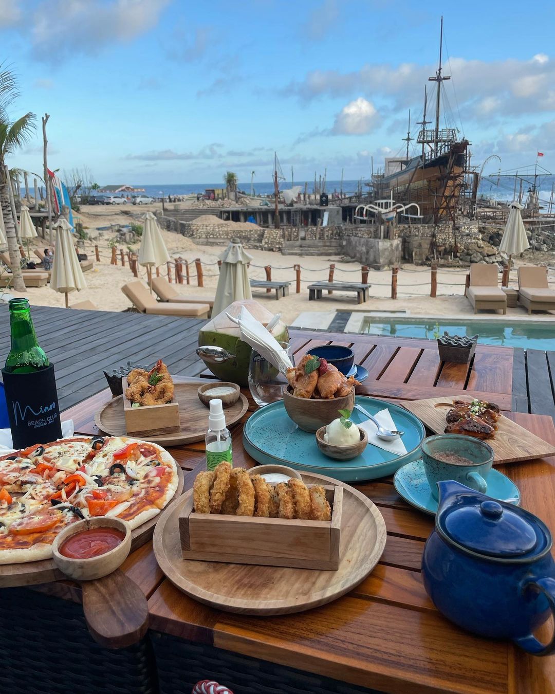 Makanan Di Minoo Beach Club Image From @kuliner_bysanti