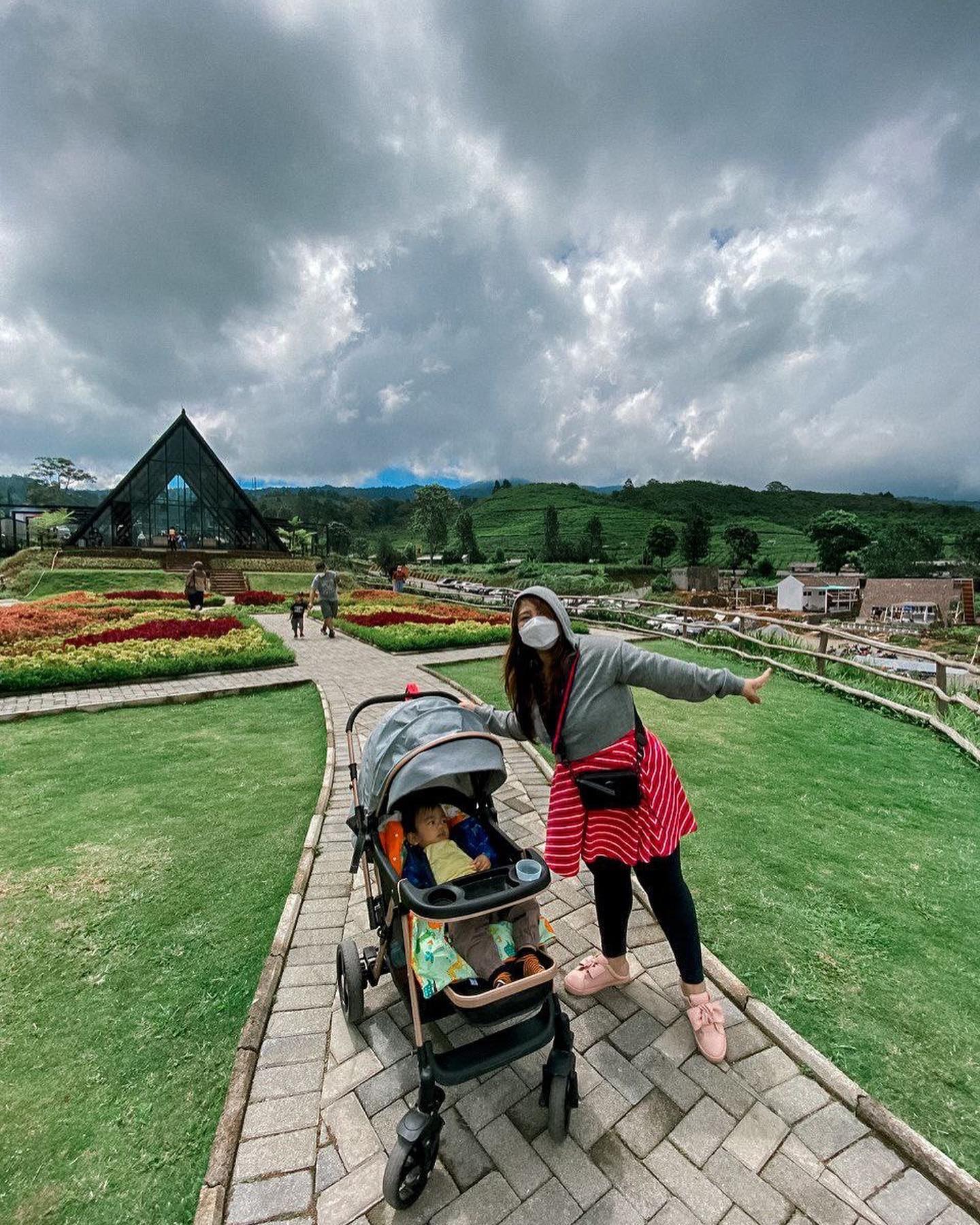 Mengajak Bayi Ke The Ranch Ciater Subang Image From @kenzo Yeo_