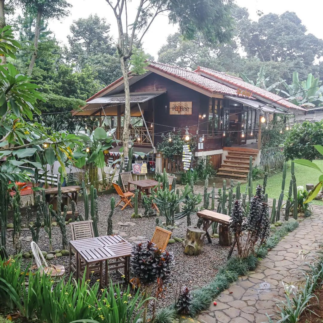 Cafe Hits Bogor The Ironbee Image From @bogorkotahijau