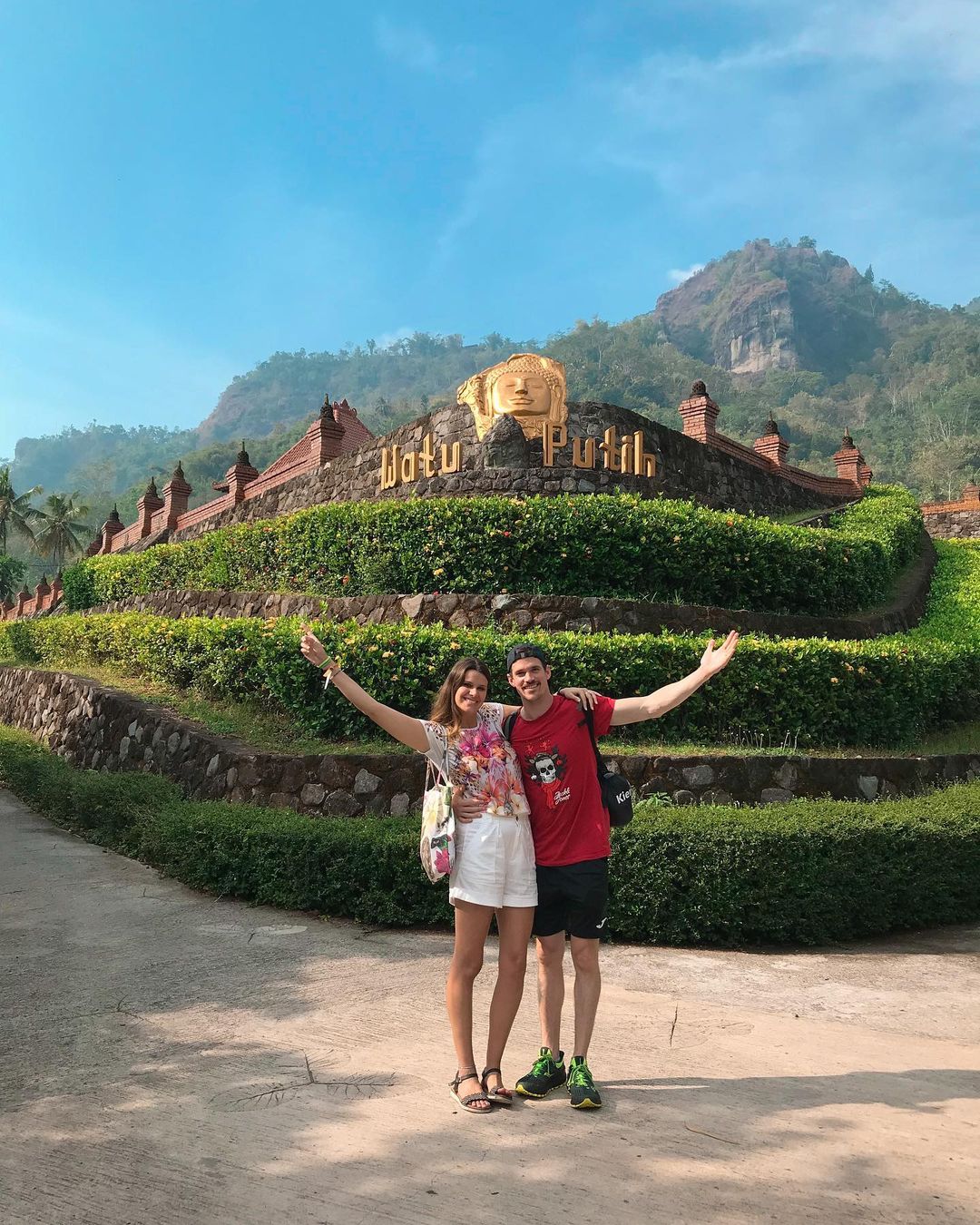 Daya Tarik Wisata Watu Putih Borobudur Image From @listosyavolar