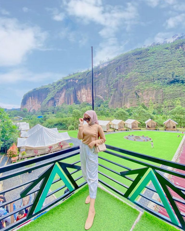 The Edge Harau Glamping Foto Lokasi Dan Harga Terbaru Wisata Milenial