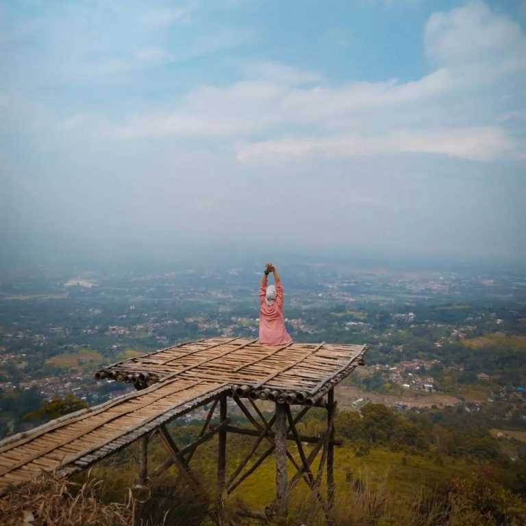 Bukit Alesano Bogor Lokasi Dan Harga Tiket Masuk Terbaru - Wisata Milenial