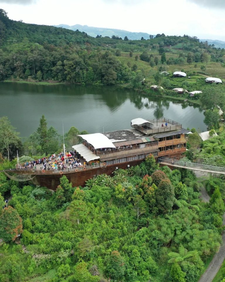 20 Tempat Bukber Di Bandung Enak Dan Murah Januari 2024 - Wisata Milenial