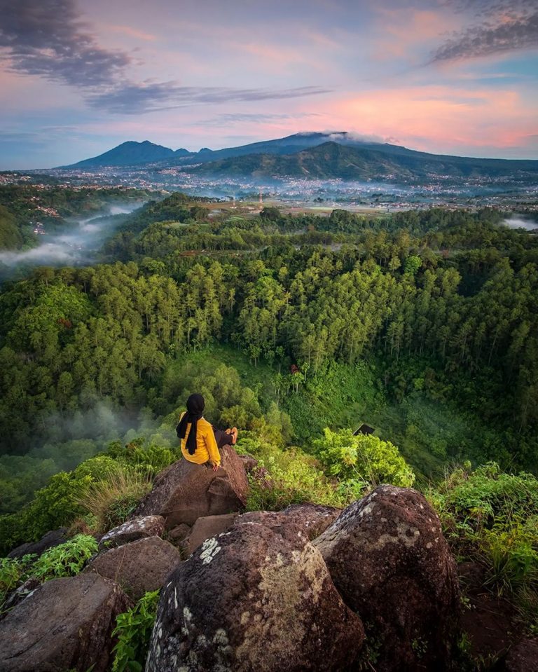 Tebing Keraton Bandung Lokasi Dan Harga Tiket Masuk Terbaru - Wisata ...