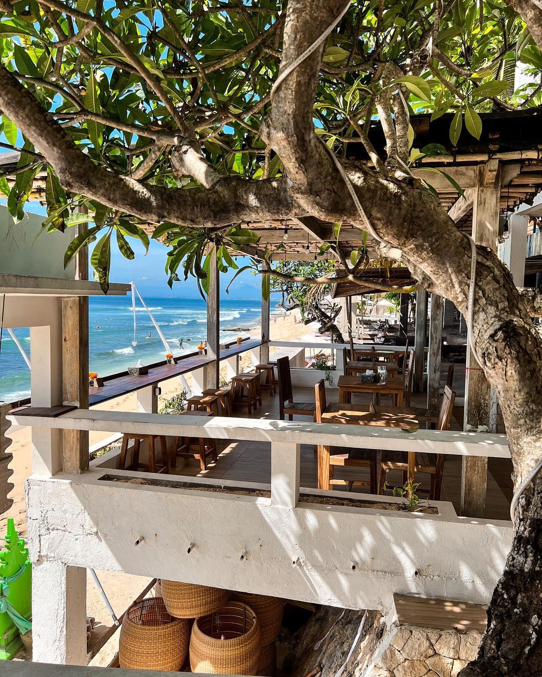 Review Jimmy Beach Cafe Bali Image From @bali_island_guide