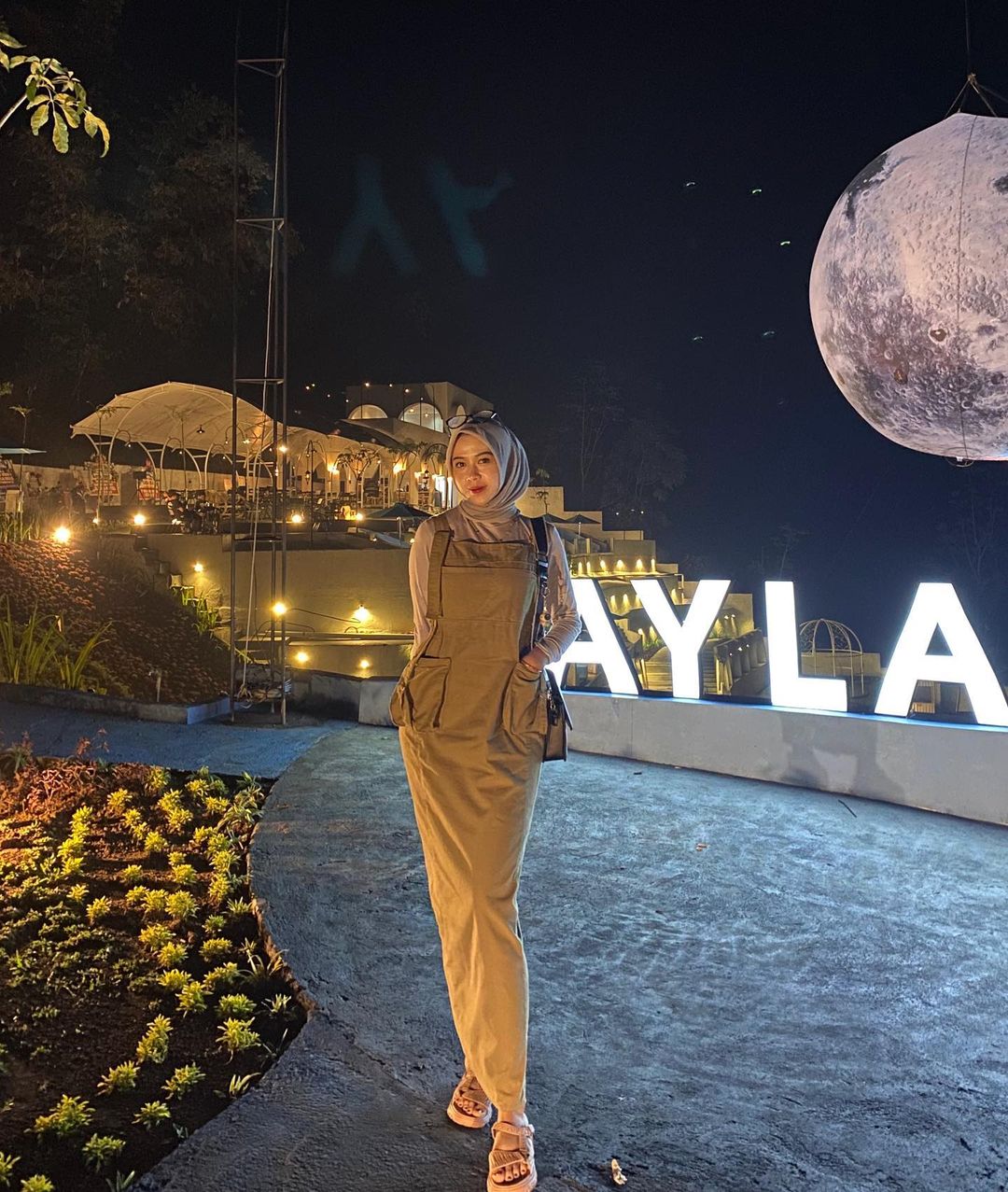 Review Kayla Hills Pagilaran Batang Image From @vinaalvianita9