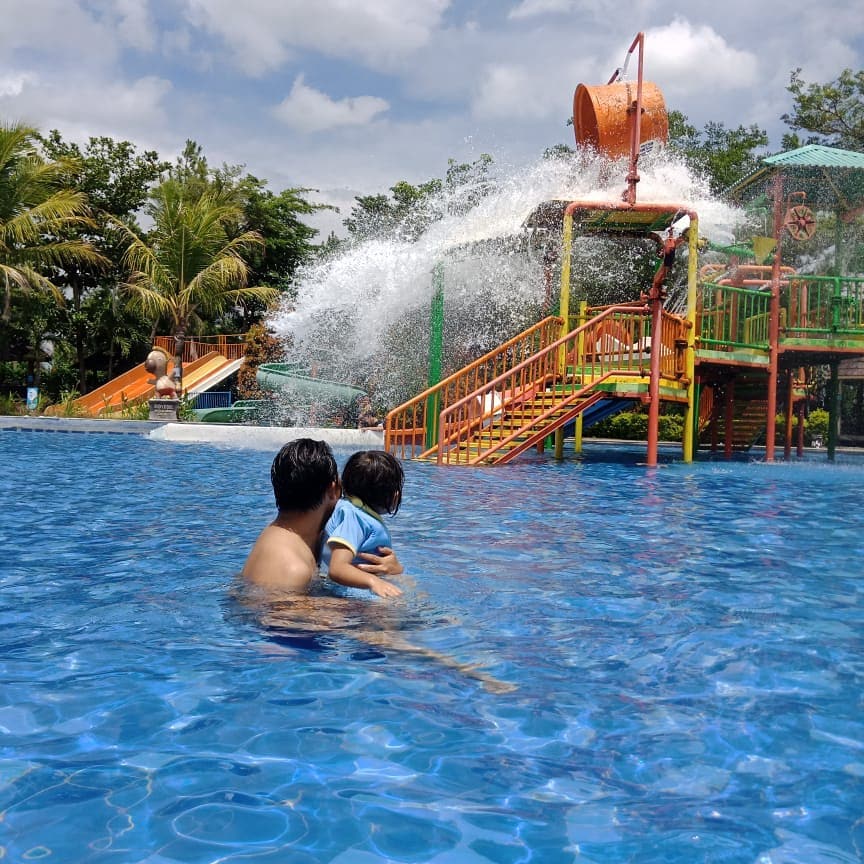 Wahana Sangkan Resort Aqua Park Kuningan Image From @hedi_susilo