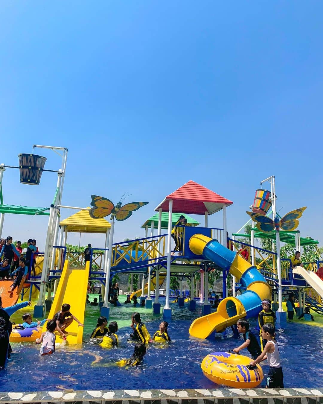 Fasilitas Zatoland Waterboom Pekalongan