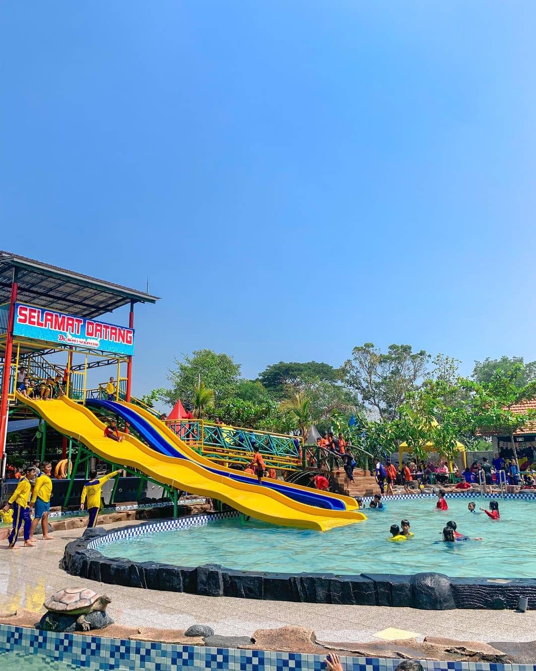 Harga Tiket Masuk Zatoland Waterboom